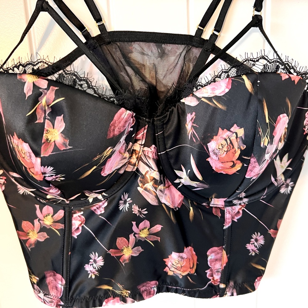NWT VICTORIAS SECRET VERY SEXY SATIN LACE FLORAL CORSET BUSTIER SIDE ZIPPER 34DD
